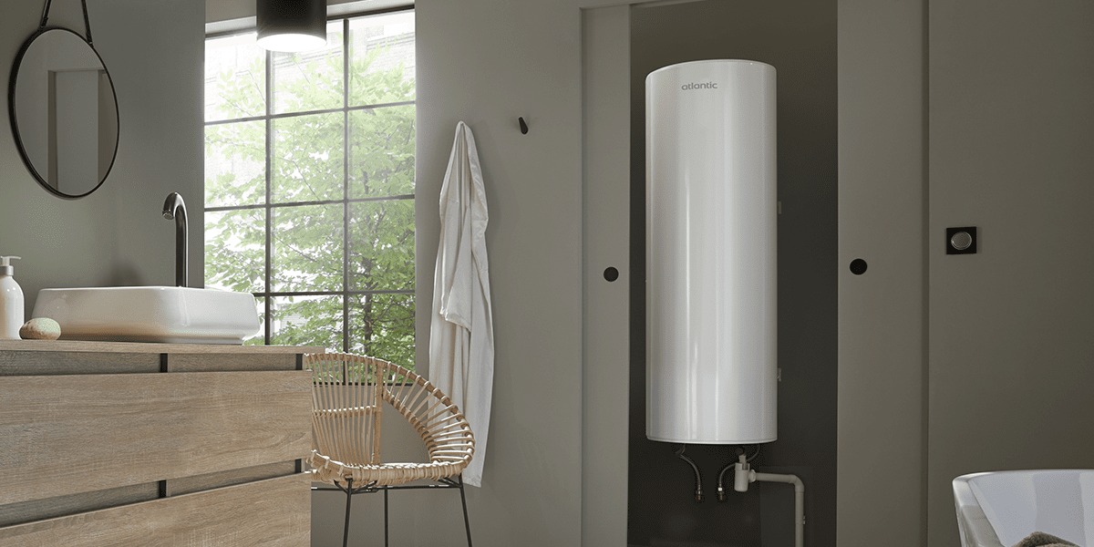 Chauffe-eau Atlantic Zeneo installé dans appartement parisien